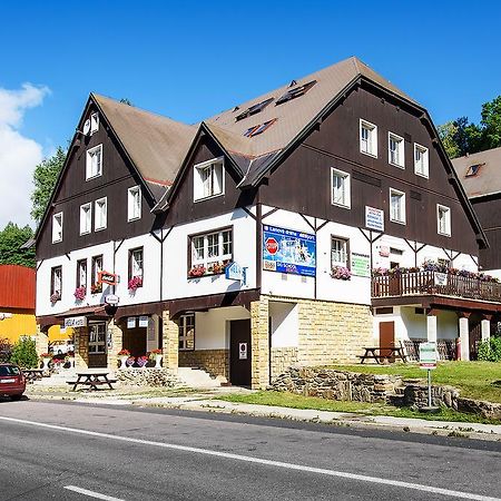 Hotel Hela Pec pod Snezkou Exteriör bild
