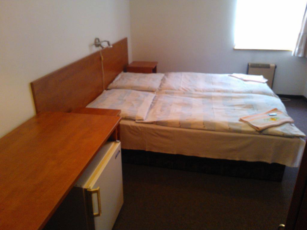 Hotel Hela Pec pod Snezkou Rum bild