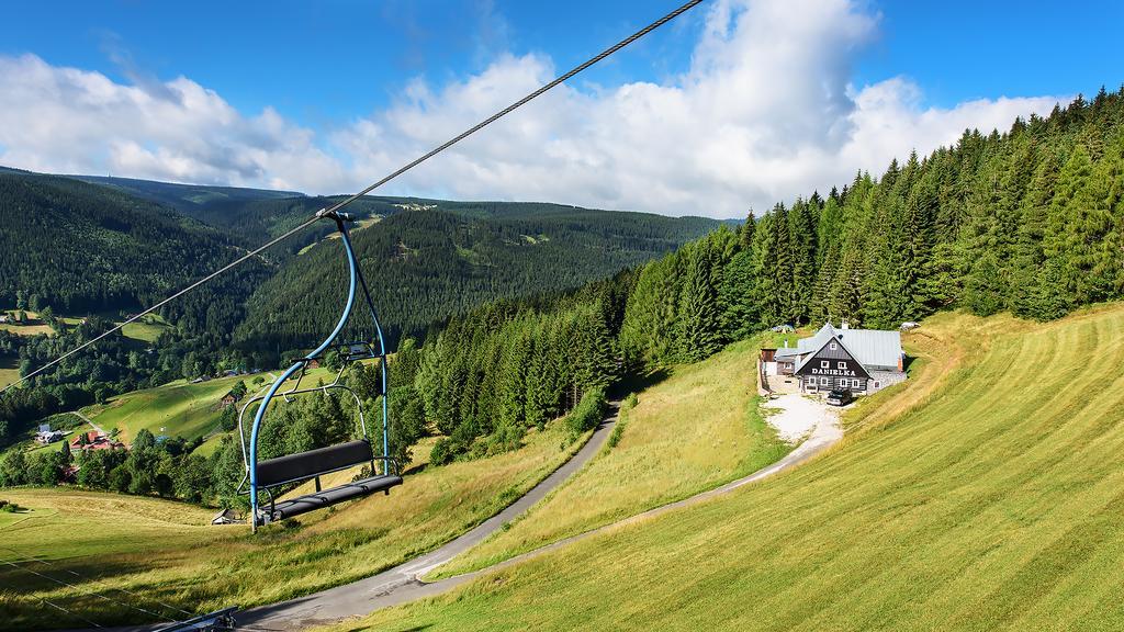 Hotel Hela Pec pod Snezkou Exteriör bild