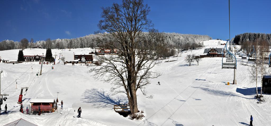 Hotel Hela Pec pod Snezkou Exteriör bild