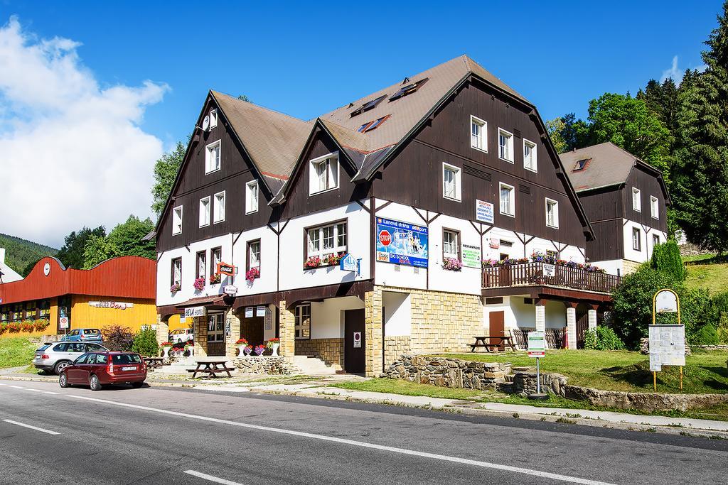 Hotel Hela Pec pod Snezkou Exteriör bild