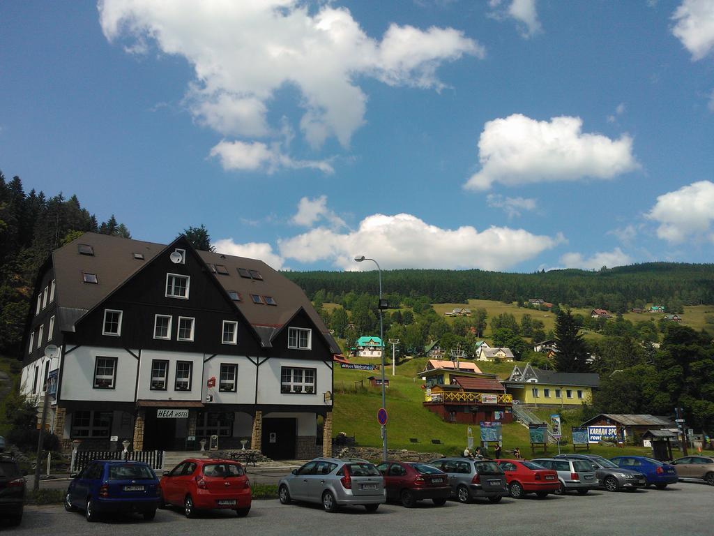 Hotel Hela Pec pod Snezkou Exteriör bild