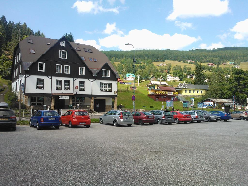 Hotel Hela Pec pod Snezkou Exteriör bild